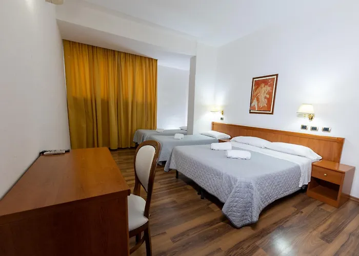 H Ruins 3* Πομπηία