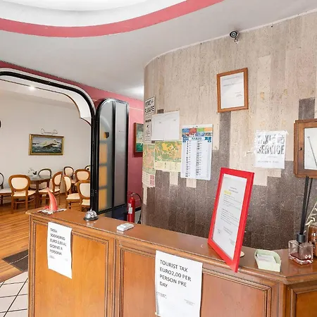 Bed & Breakfast H Ruins Pompei