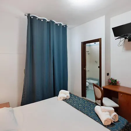Bed & Breakfast H Ruins 3*
